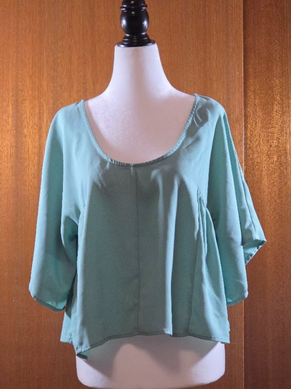 Pull & Bear Mint Sage Green Cropped Kimono Sleeve Blouse Top - Size S